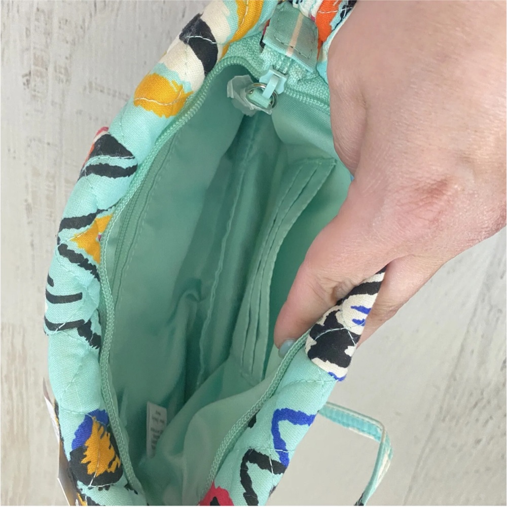 🆕VERA BRADLEY | Alex Crossbody in Pueblo - Picture 2 of 3